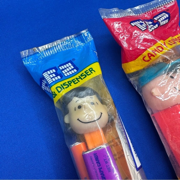 2 Vintage Charlie Brown & Lucy Peanuts Pez Dispensers - Picture 2 of 3